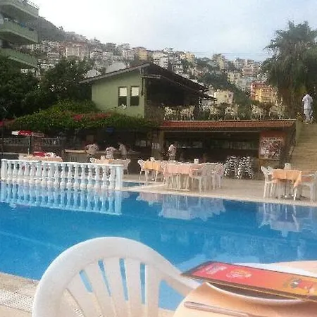 Otel Park 2*