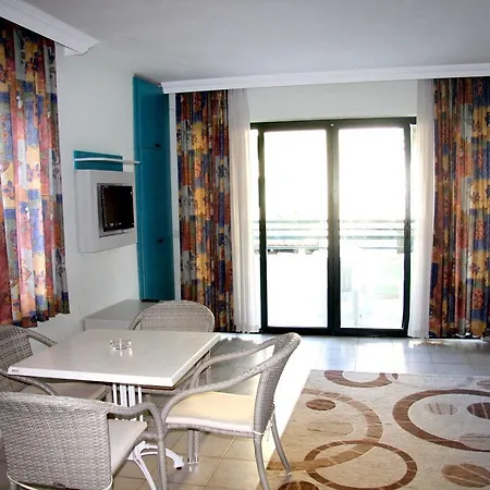 Park Hotel 2*